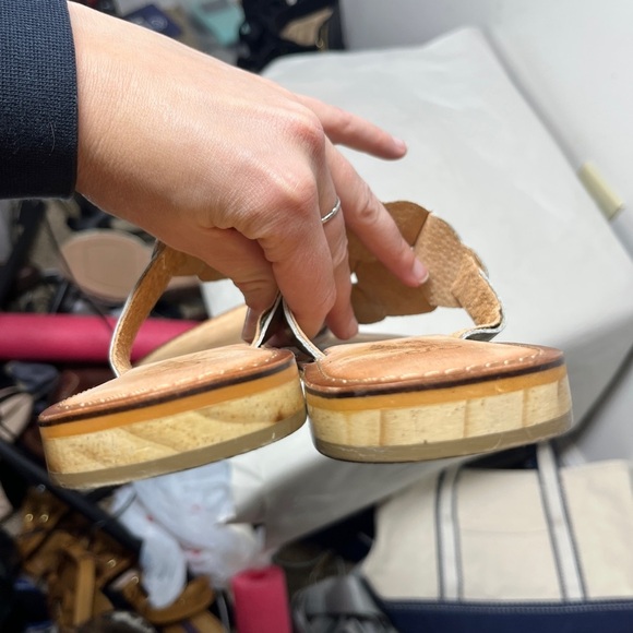 SEYCHELLES Rejuvenated Leather Gold Hearts Thong Flip Flop Sandal Size 8 - Picture 7 of 12